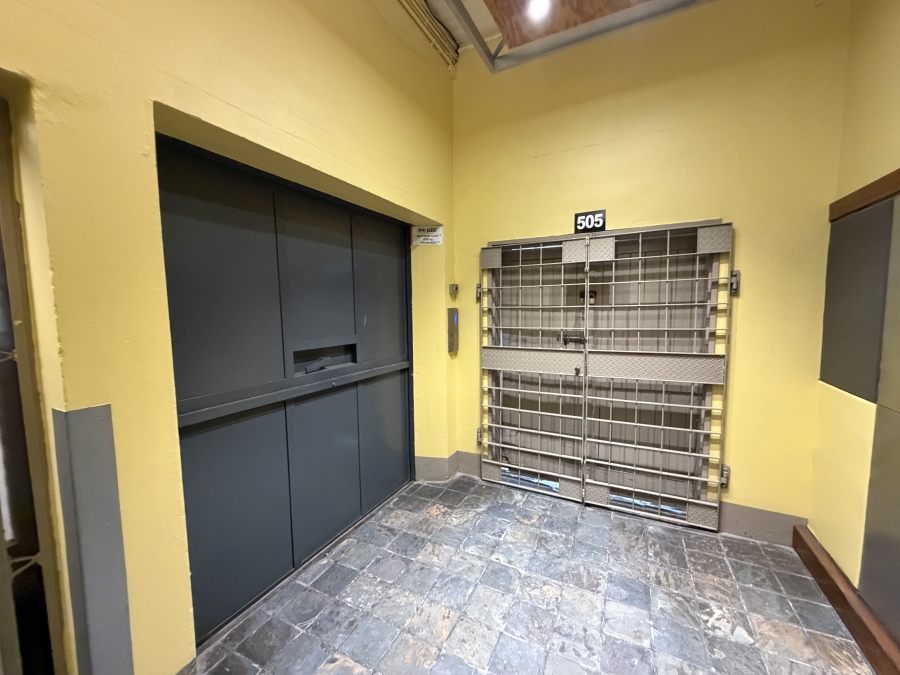 To Let Commercial Property for Rent in Woodstock Western Cape